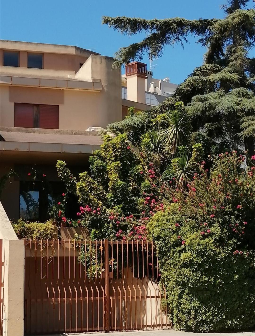 Luis&Susy Home, Кальяри Экстерьер фото